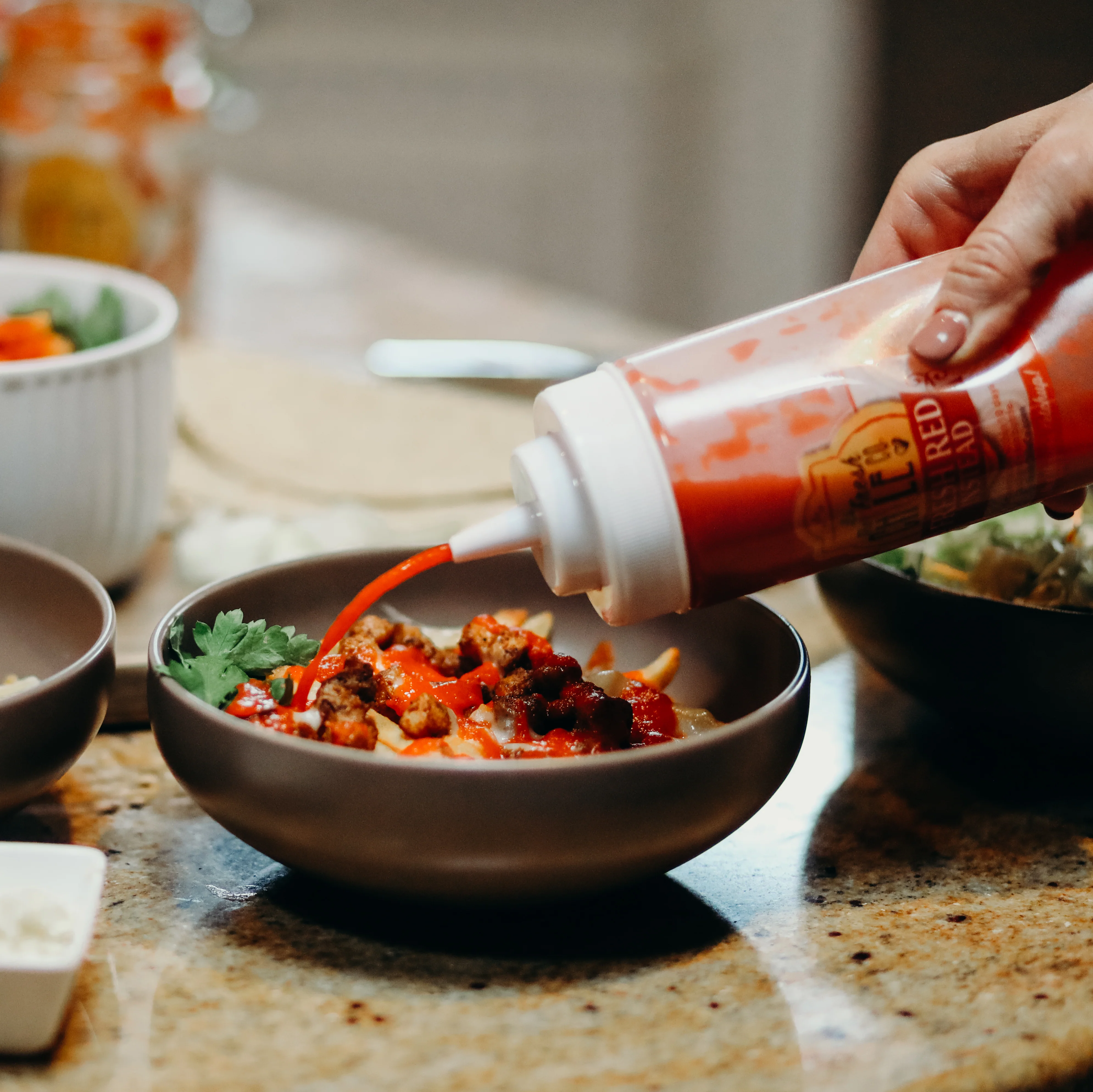 Clear Squeeze Condiment Bottle (16 oz) - Image 2